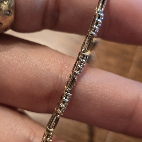 Vintage Bar Diamond Bracelet 10k missing diamond - Picture 7 of 9
